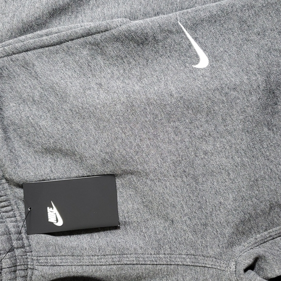 Nike Other - Men's BNWT Nike Sweatpants